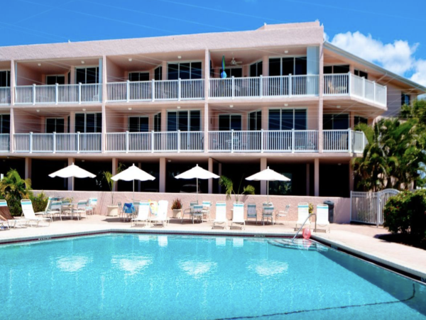 Beachfront Anna Maria Rental